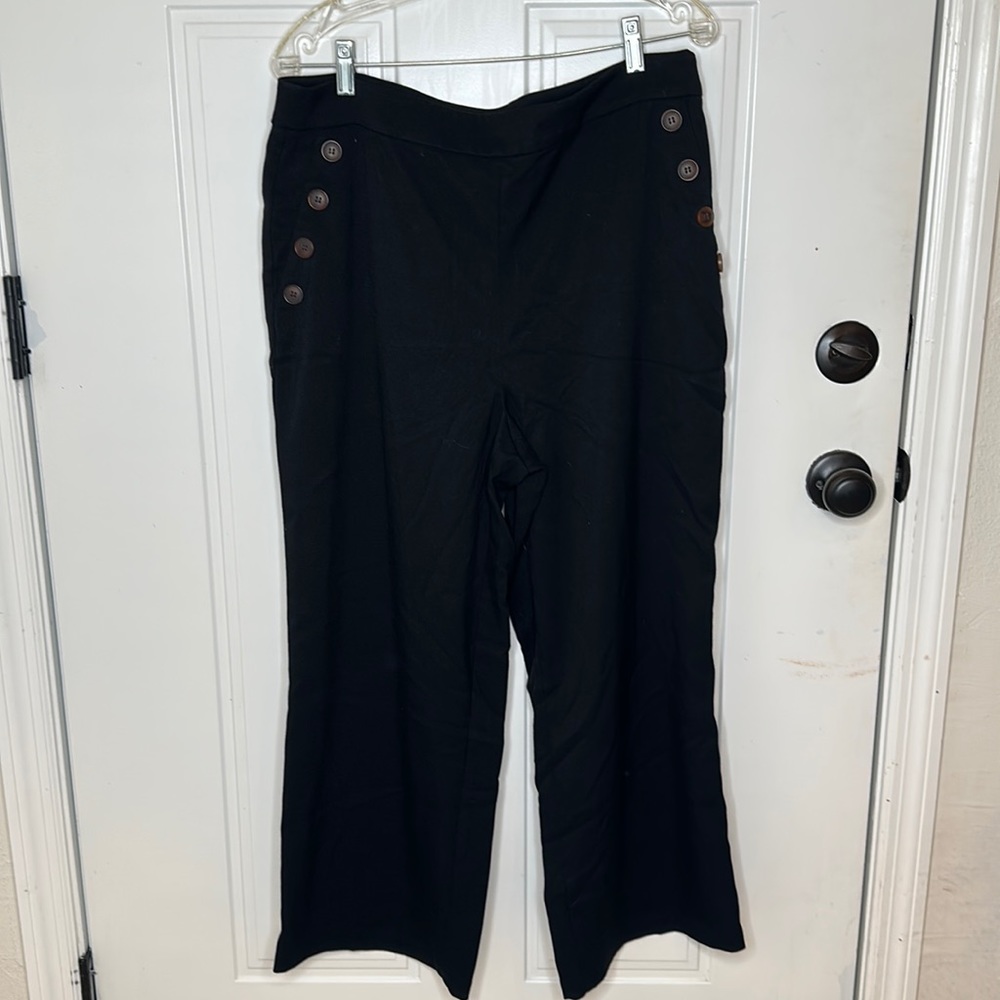 The loft, high-rise, wide leg size 12